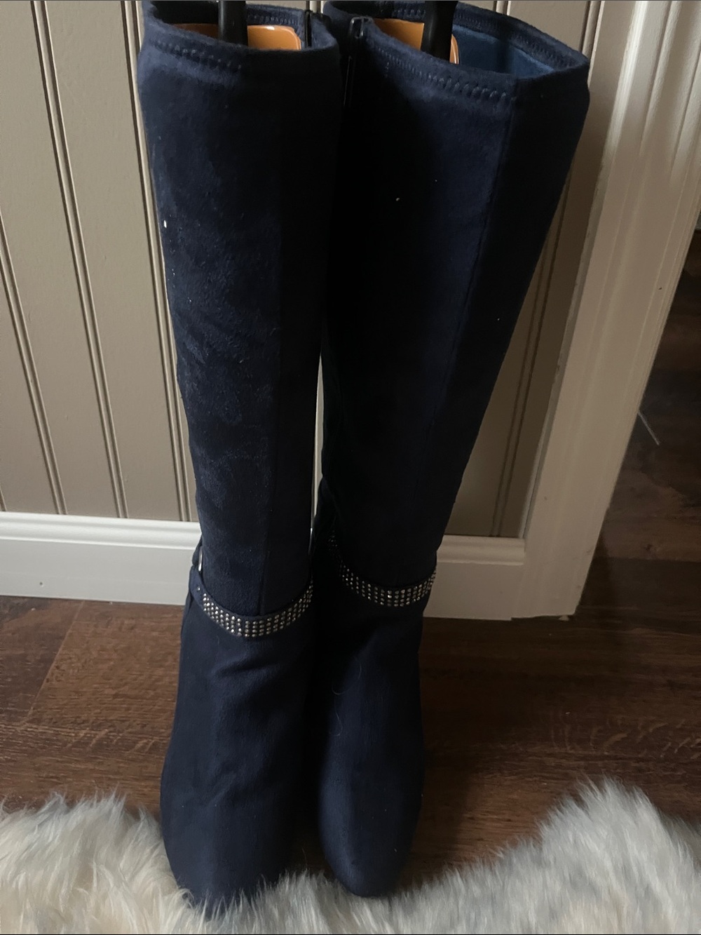 NEW GORGEOUS Women’s Knee-High Suede Boots in Navy with Decorative Strap
